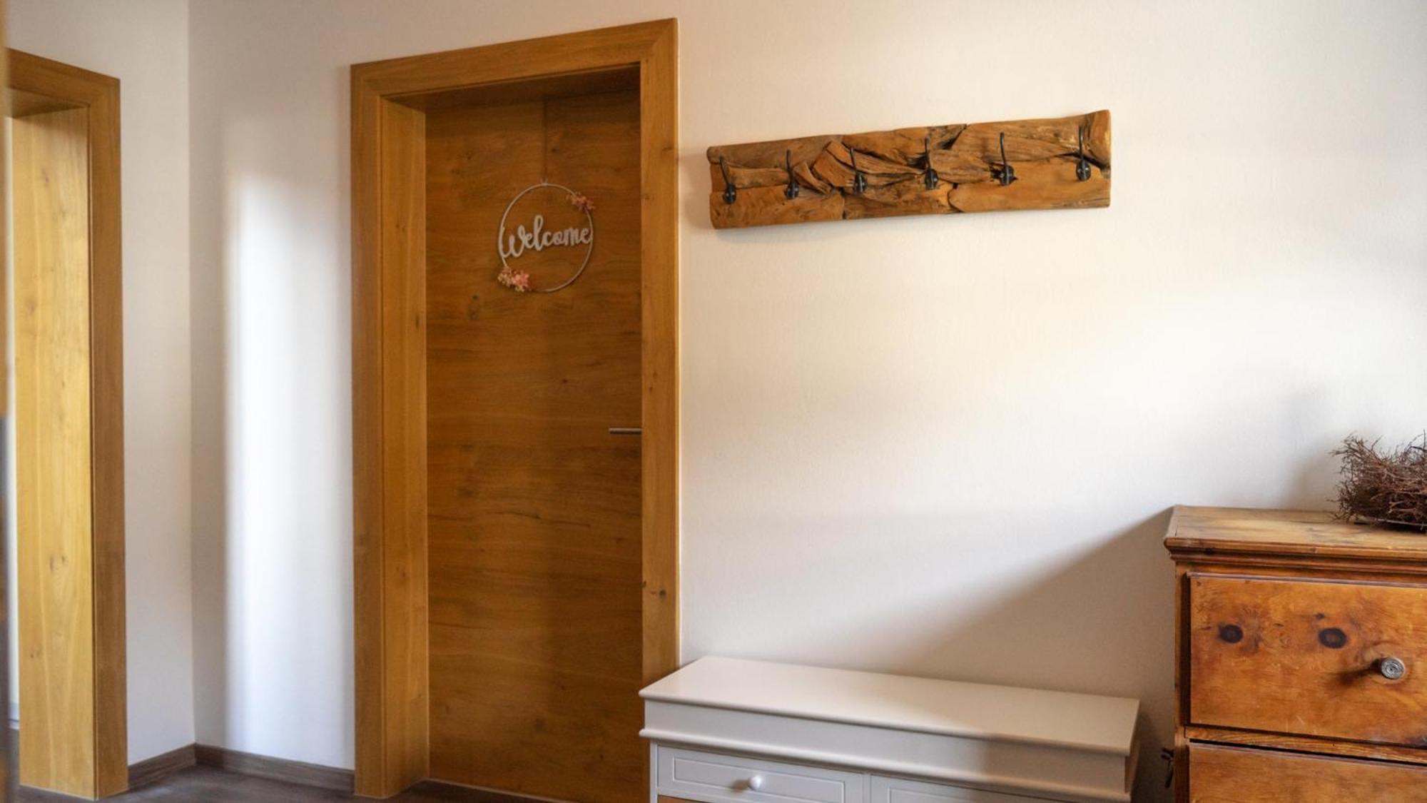Garconniere In Niedernsill Apartment Exterior foto
